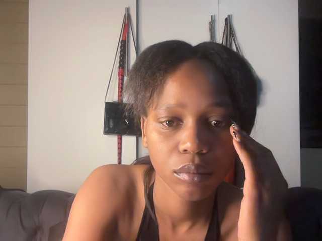 SexyBaddie live cam on BongaCams