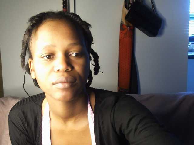 SexyBaddie live cam on BongaCams