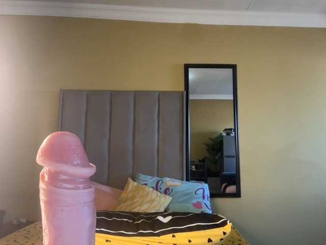 SexyBaddie live cam on BongaCams