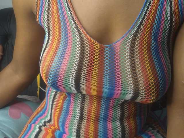 SexyBaddie live cam on BongaCams
