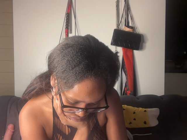SexyBaddie live cam on BongaCams