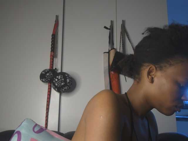 SexyBaddie live cam on BongaCams