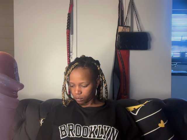 SexyBaddie live webcam show