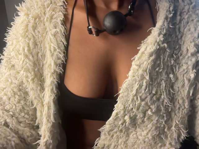 SexyBaddie live webcam show