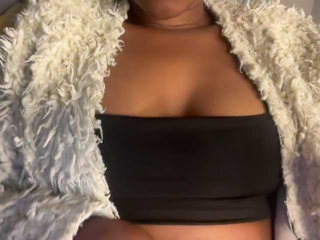 SexyBaddie live cam on BongaCams