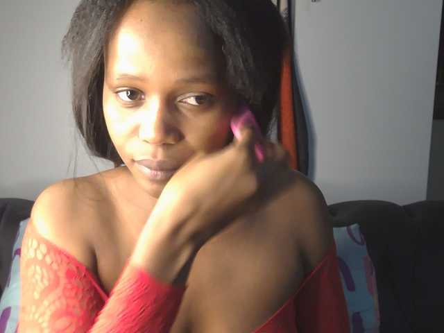 SexyBaddie live cam on BongaCams