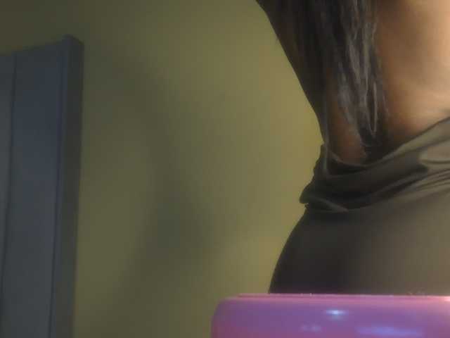SexyBaddie live cam on BongaCams