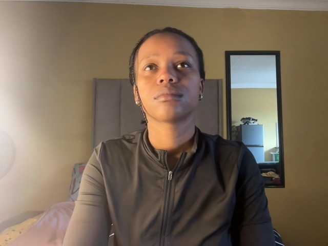 SexyBaddie live cam on BongaCams