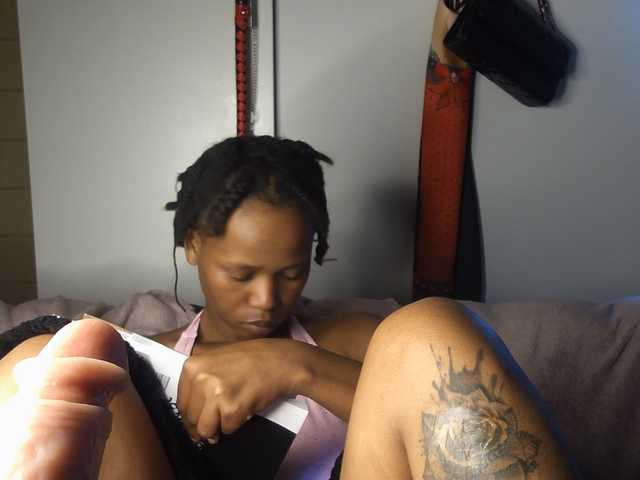 SexyBaddie live cam on BongaCams