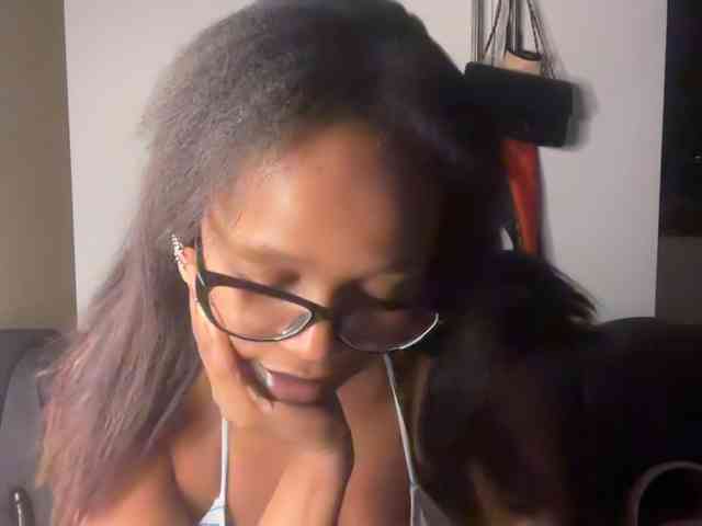 Sexyasszeee webcam