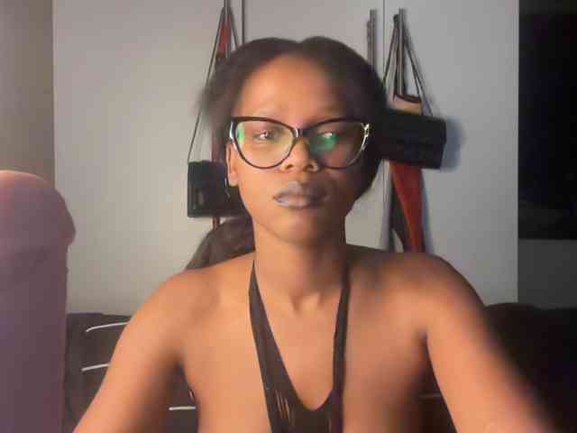 Sexyasszeee webcam