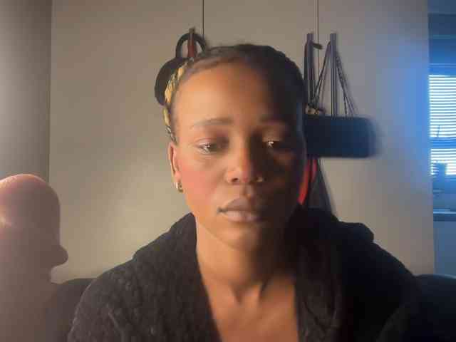 Sexyasszeee webcam