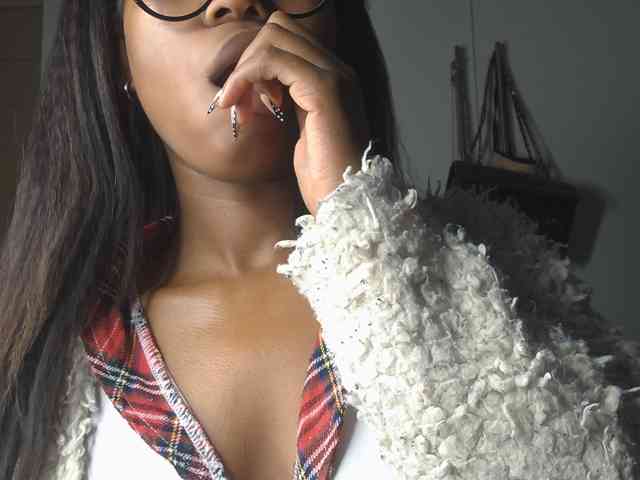 Sexyasszeee webcam