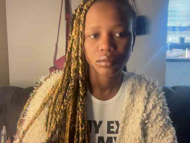 Sexyasszeee webcam