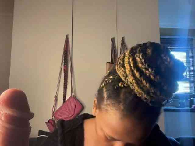 Sexyasszeee webcam