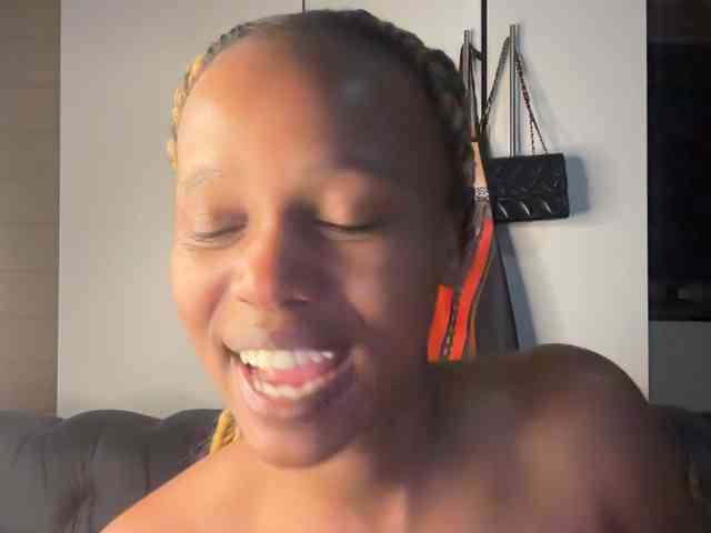 Sexyasszeee webcam