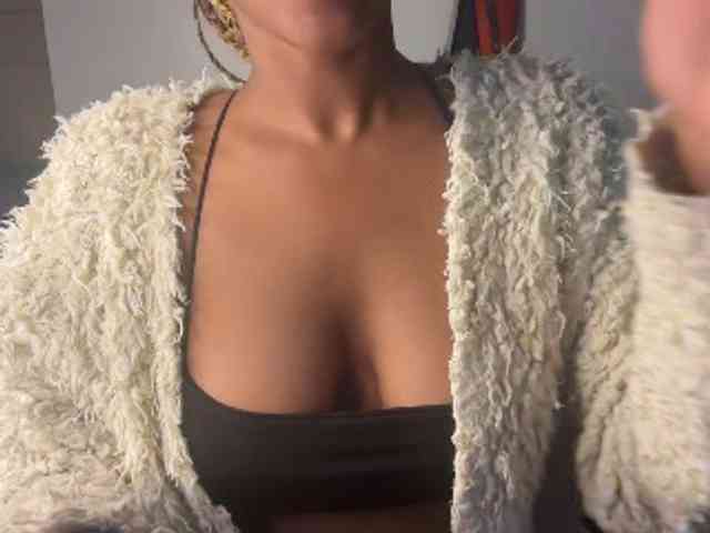 Sexyasszeee webcam