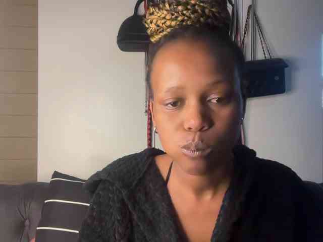 Sexyasszeee webcam