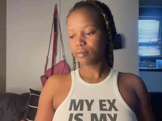 Sexyasszeee webcam