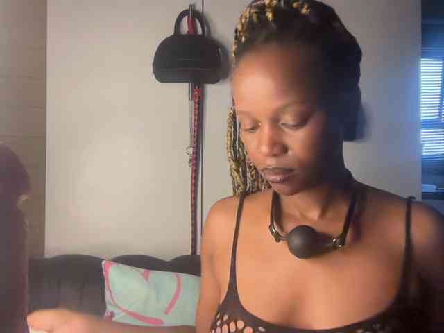 Sexyasszeee webcam