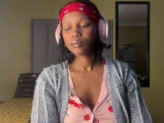 Sexyasszeee webcam