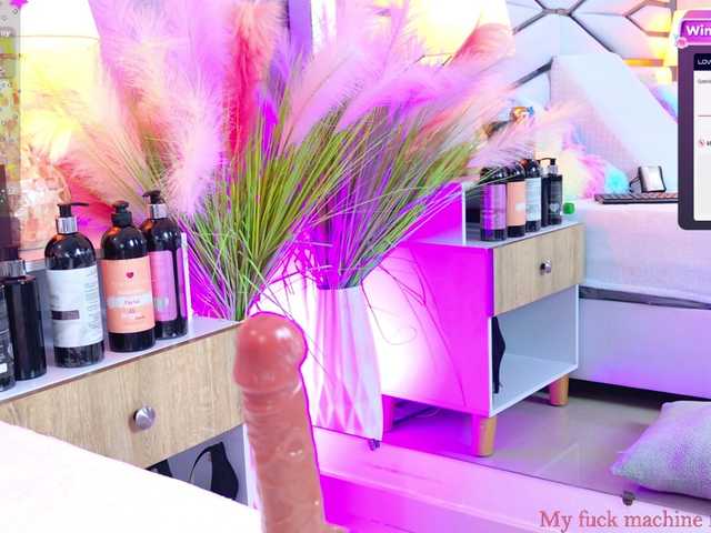 LiaTeylor live cam on BongaCams