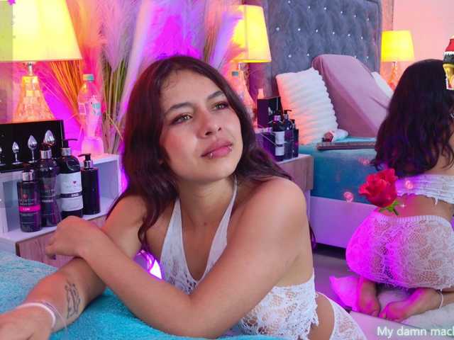 LiaTeylor live cam on BongaCams