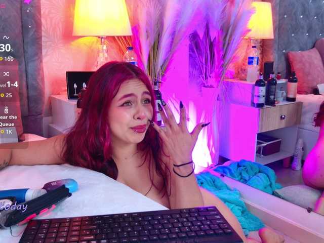 LiaTeylor live cam on BongaCams