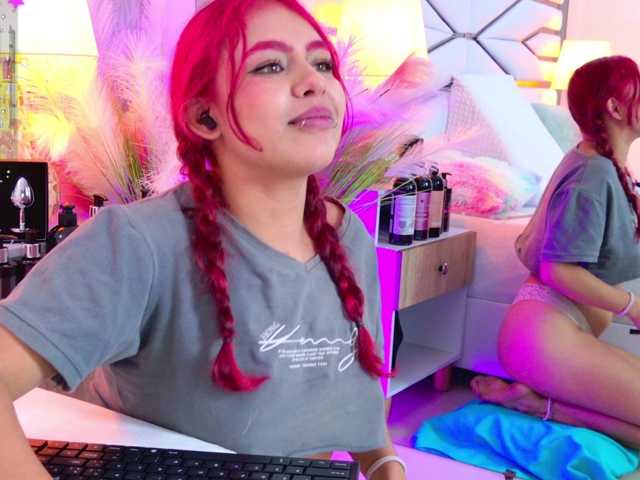 LiaTeylor live cam on BongaCams