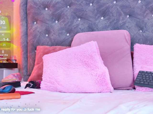 LiaTeylor live cam on BongaCams