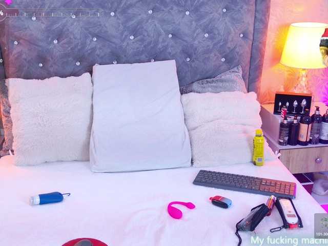 LiaTeylor live cam on BongaCams