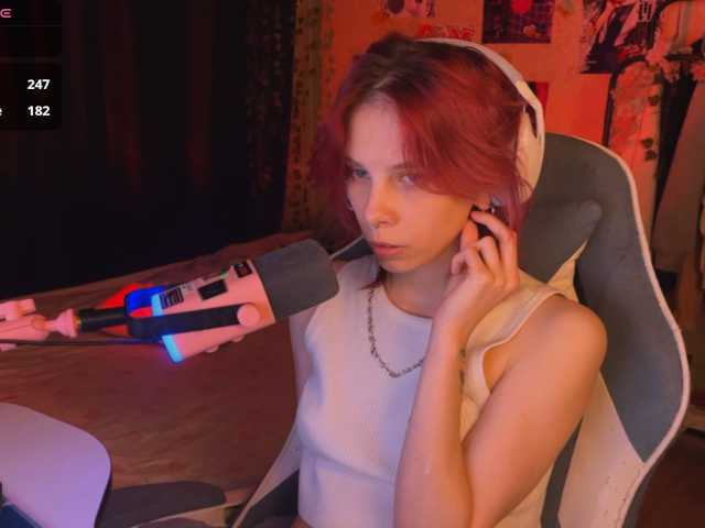 Marrmariss, BongaCams üzerinde canlı