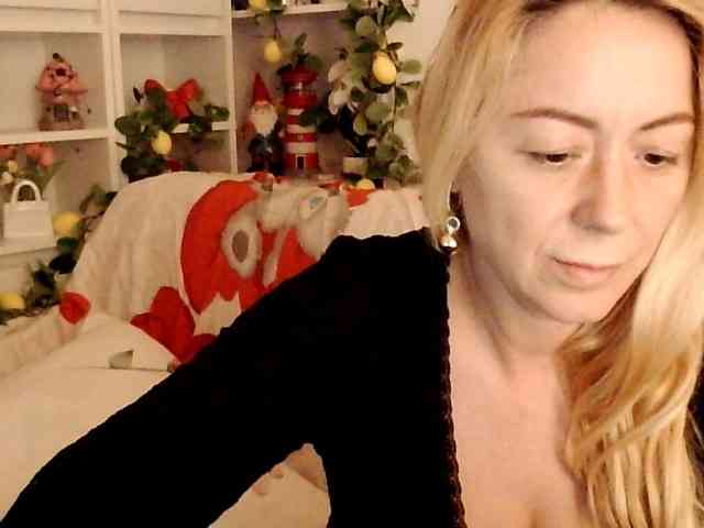 karolynesyera webcam