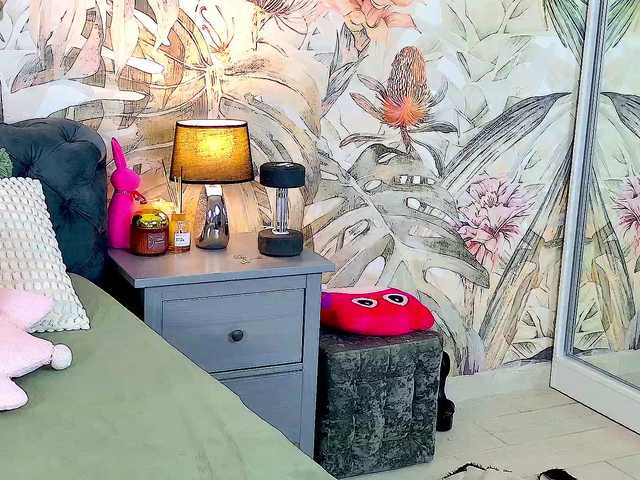GoldCherry7 live cam on BongaCams