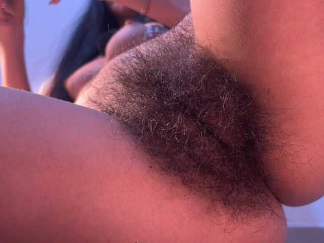 Luneva live cam on BongaCams