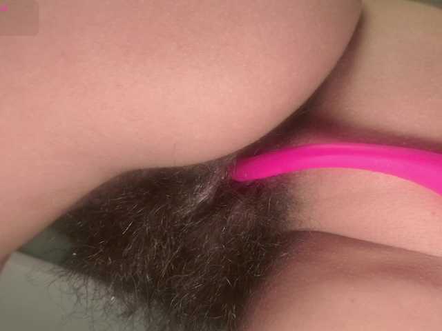 Luneva live cam on BongaCams
