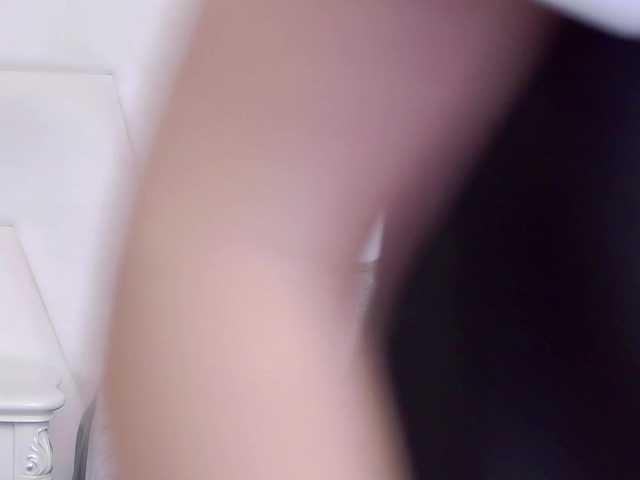 LoreneMoonlight live cam on BongaCams