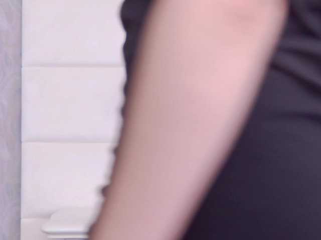 LoreneMoonlight live cam on BongaCams
