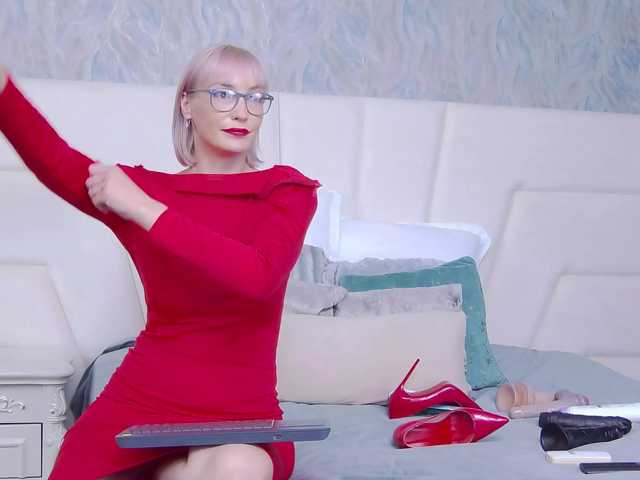 LoreneMoonlight live cam on BongaCams