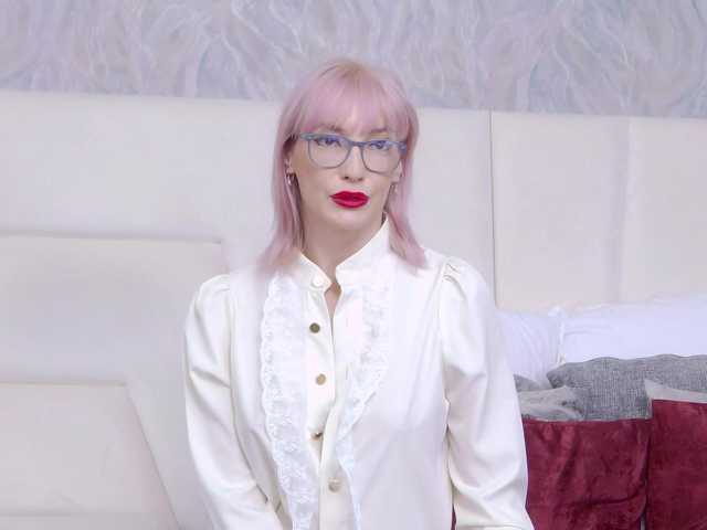 LoreneMoonlight live webcam show