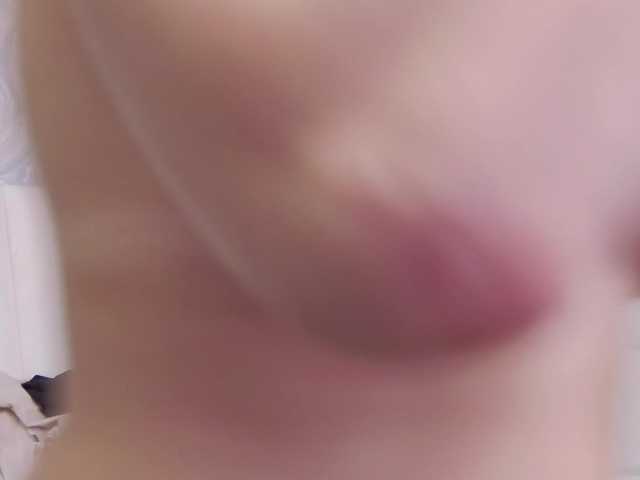 LoreneMoonlight live cam on BongaCams