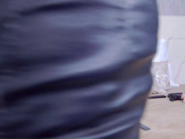  LoreneMoonlight chat room