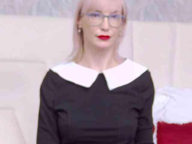 LoreneMoonlight Sex Cam Show