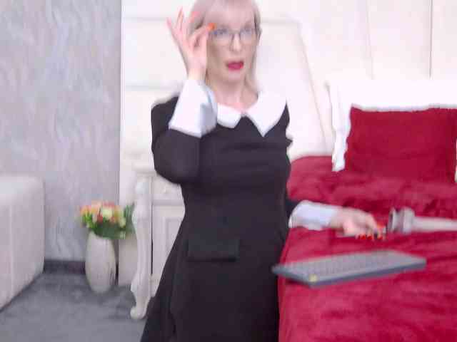 LoreneMoonlight Sex Cam Show