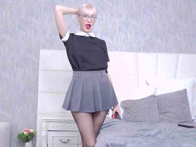 LoreneMoonlight Sex Cam Show
