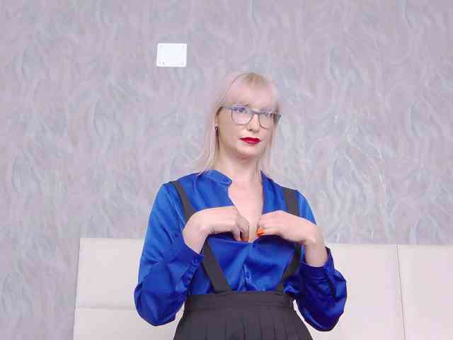 LoreneMoonlight Sex Cam Show