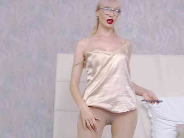 LoreneMoonlight Sex Cam Show
