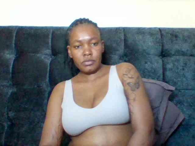 Sexyapple2002 webcam