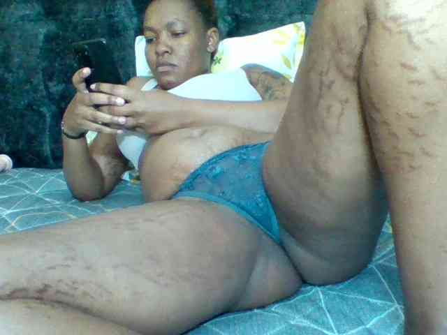 Sexyapple2002 webcam