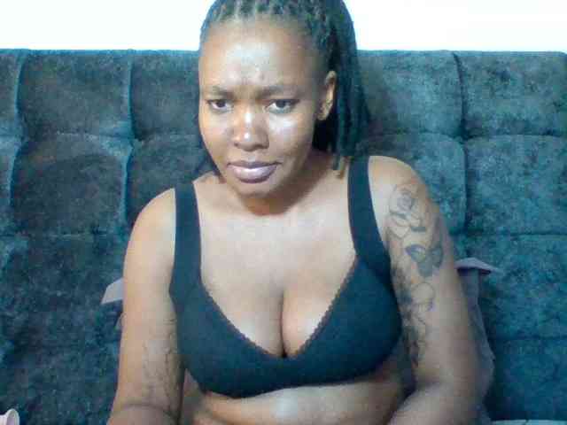 Sexyapple2002 webcam